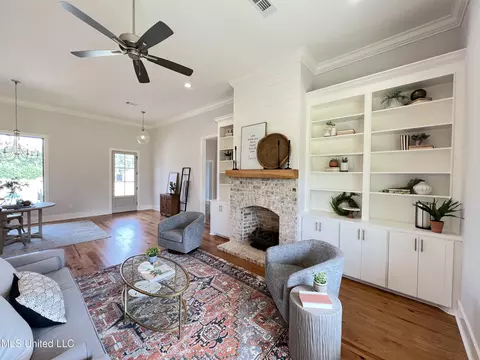 113 Landry Dr, Brandon, MS 39047 photo 7