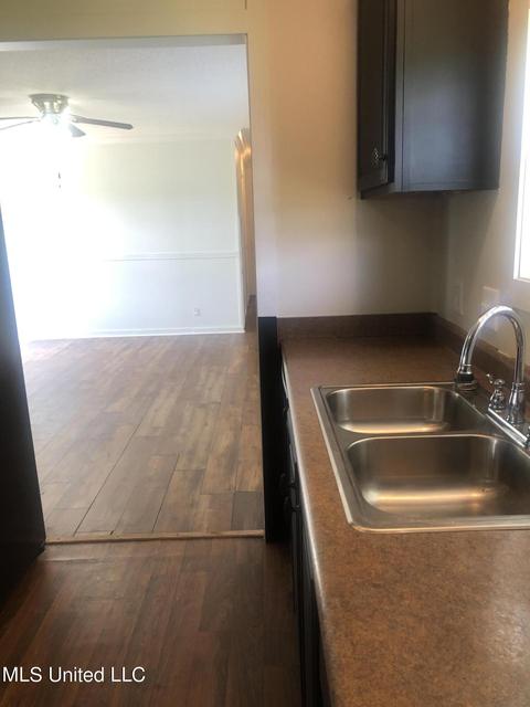 119 A Barrow Rd, Lucedale, MS 39452 photo 12