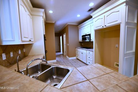 457 West Pl, Madison, MS 39110 photo 6