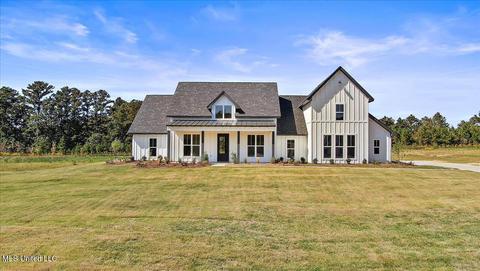117 Landry Dr, Brandon, MS 39047 photo 1