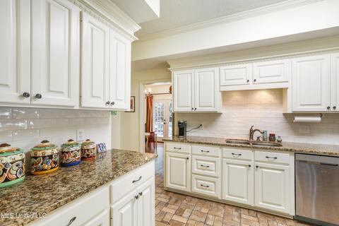 924 Monterey Dr, Madison, MS 39110 photo 17