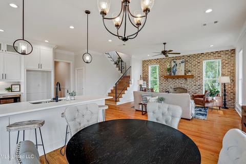 905 Bald Eagle Dr, Brandon, MS 39047 photo 15