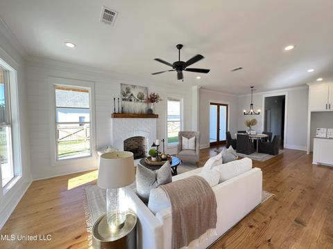 900 Bald Eagle Dr, Brandon, MS 39047 photo 7