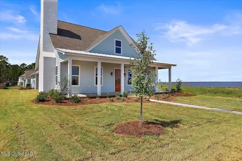 1005 Crepe Myrtle Dr, Brandon, MS 39047 photo 3