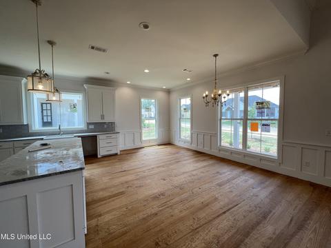 1002 Crepe Myrtle Dr, Brandon, MS 39047 photo 6