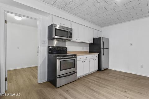 106 S Lang Ave, Long Beach, MS 39560 photo 7