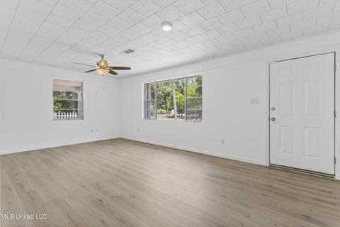 106 S Lang Ave, Long Beach, MS 39560 photo 2
