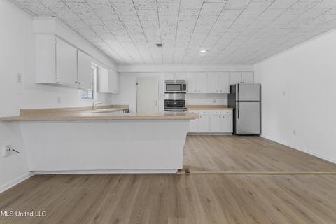 106 S Lang Ave, Long Beach, MS 39560 photo 5