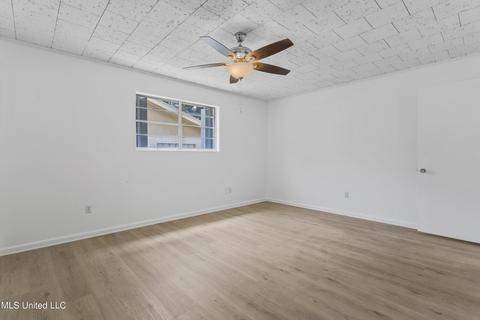 106 S Lang Ave, Long Beach, MS 39560 photo 11