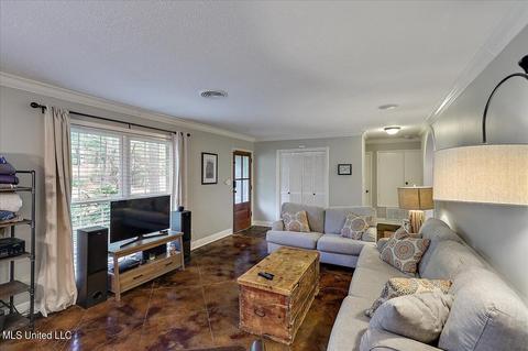 1820 Highland Ter, Jackson, MS 39211 photo 7