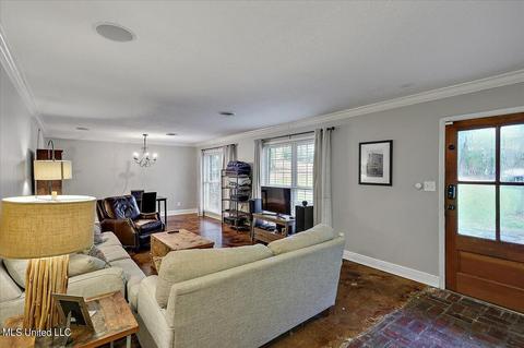1820 Highland Ter, Jackson, MS 39211 photo 5