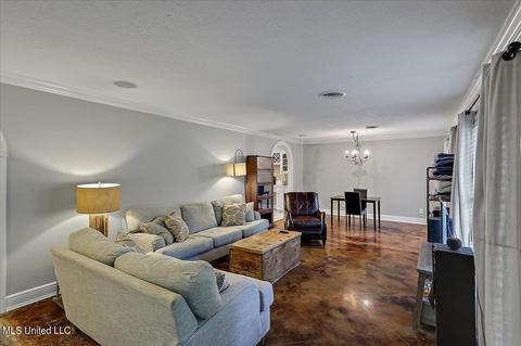 1820 Highland Ter, Jackson, MS 39211 photo 4