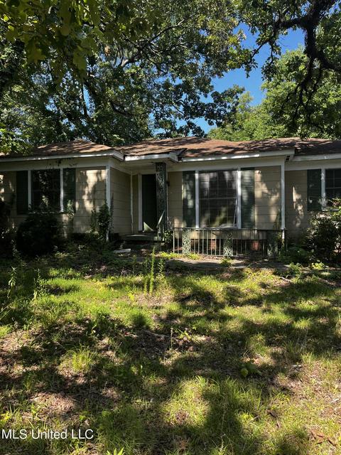 2017 Belvedere Drive Dr, Jackson, MS 39204 photo 1