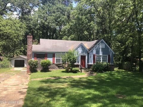 430 Pinecrest Cir, Jackson, MS 39204 photo 1