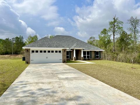 14263 N White Swan Dr, Gulfport, MS 39503