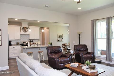 2102 Rocky Creek Rd, Lucedale, MS 39452 photo 9