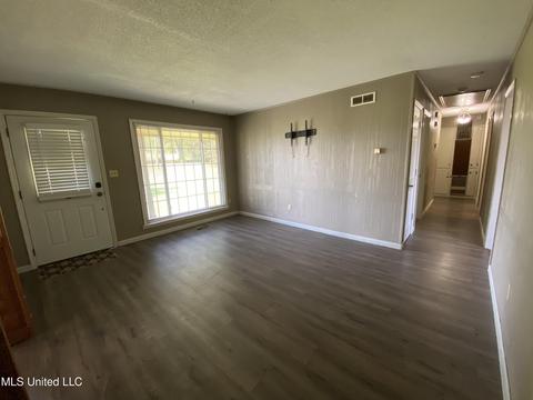 1490 E Tate Rd, Senatobia, MS 38668 photo 7