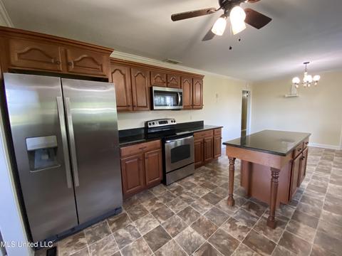 1490 E Tate Rd, Senatobia, MS 38668 photo 11