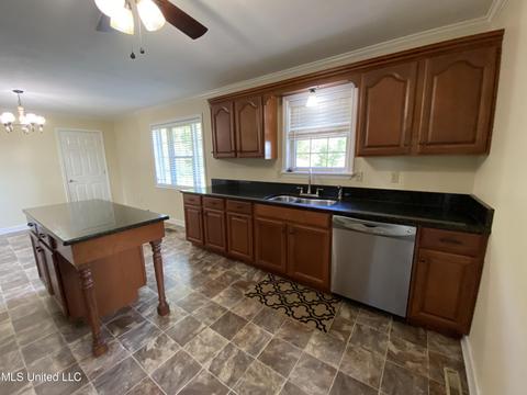 1490 E Tate Rd, Senatobia, MS 38668 photo 10