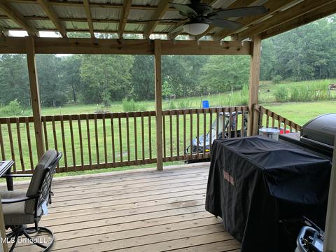 22390 L Lizana Rd, Saucier, MS 39574 photo 9