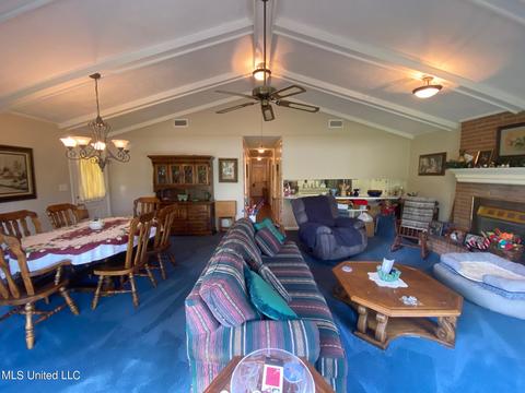 109 Shadow Lawn Dr, Florence, MS 39073 photo 10