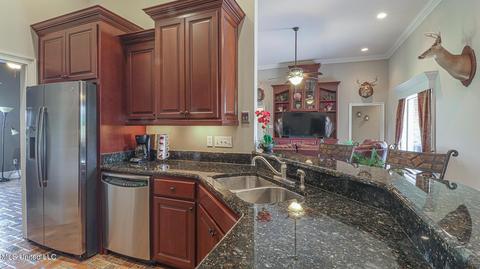 18 Lott Rd, Perkinston, MS 39573 photo 6