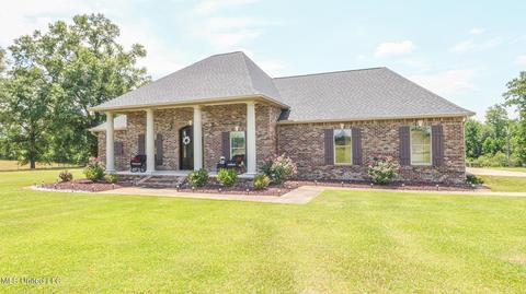 18 Lott Rd, Perkinston, MS 39573 photo 2