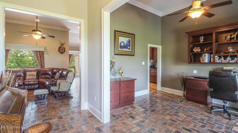 18 Lott Rd, Perkinston, MS 39573 photo 8