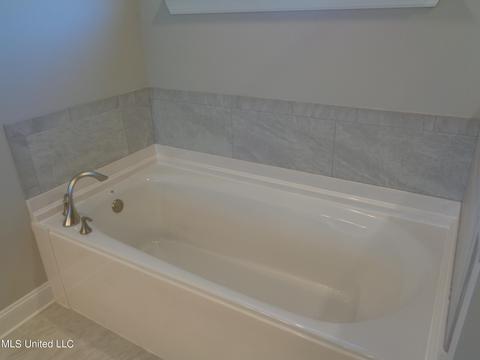 818 W Fairway Pointe Cove Cv, Hernando, MS 38632 photo 11