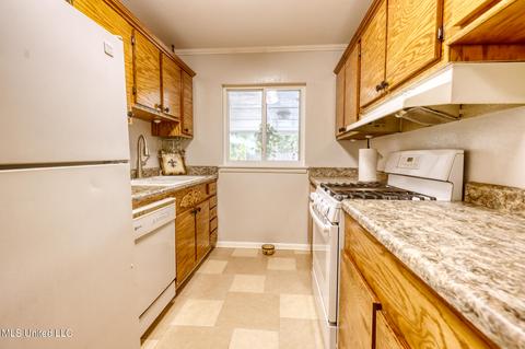 7213 Hampton Dr, Biloxi, MS 39532 photo 10