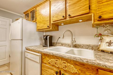 7213 Hampton Dr, Biloxi, MS 39532 photo 11