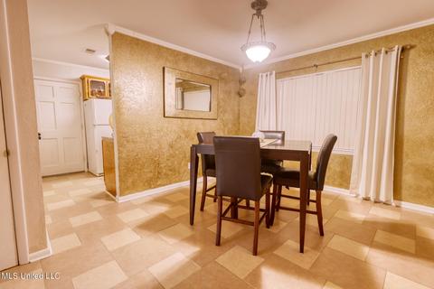7213 Hampton Dr, Biloxi, MS 39532 photo 9