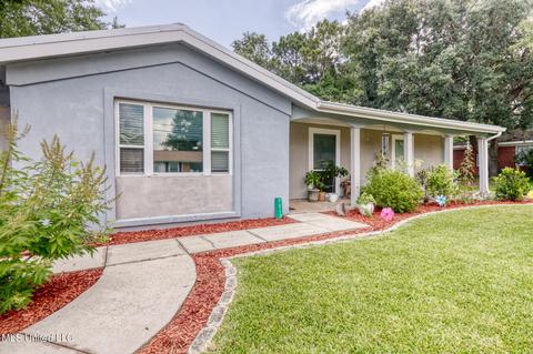 7213 Hampton Dr, Biloxi, MS 39532 photo 3