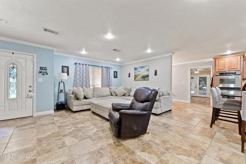 8701 Hallstorm St, Moss Point, MS 39562 photo 7