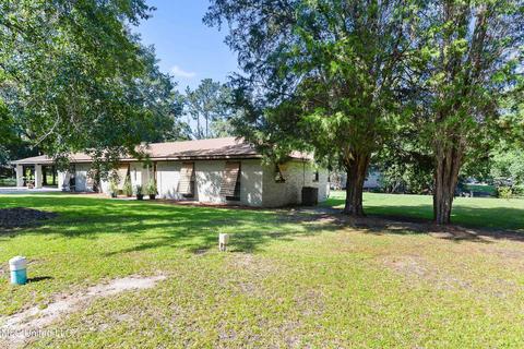 8701 Hallstorm St, Moss Point, MS 39562 photo 1