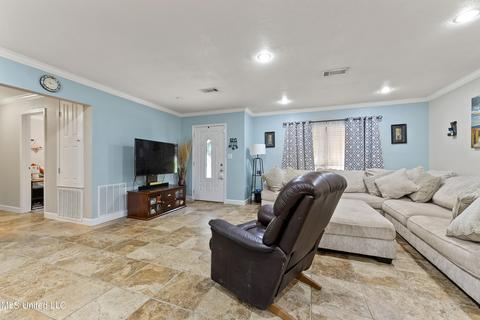 8701 Hallstorm St, Moss Point, MS 39562 photo 8
