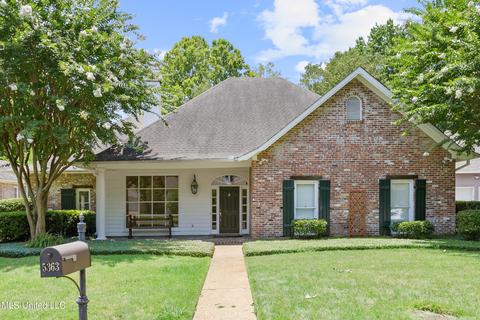 5363 Carolwood Dr, Jackson, MS 39211 photo 2