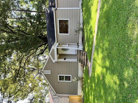761 Cedarhurst Rd, Jackson, MS 39206 photo 1