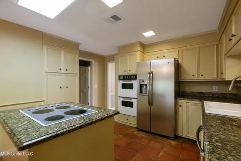 5465 Charter Oak Pl, Jackson, MS 39211 photo 20