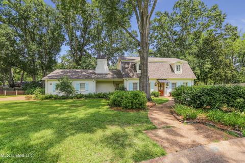 5465 Charter Oak Pl, Jackson, MS 39211 photo 2