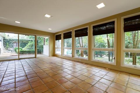 5465 Charter Oak Pl, Jackson, MS 39211 photo 22
