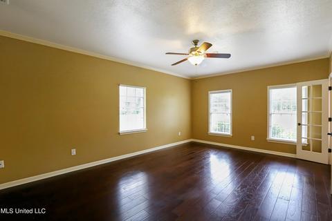 5465 Charter Oak Pl, Jackson, MS 39211 photo 9