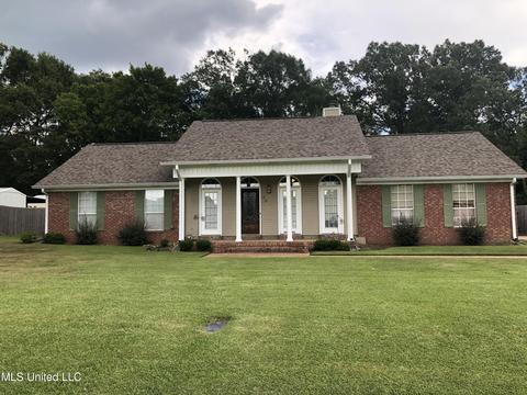 664 Byram Meadows Dr, Byram, MS 39272 photo 1