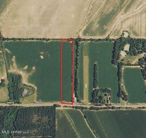Irwin Road, Bentonia, MS 39040