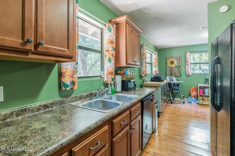 710 Pleasant Hill Rd, Nesbit, MS 38651 photo 17