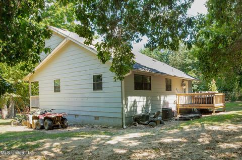 710 Pleasant Hill Rd, Nesbit, MS 38651 photo 5