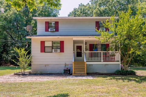 710 Pleasant Hill Rd, Nesbit, MS 38651 photo 1