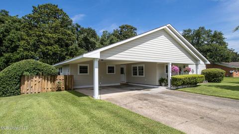 119 Clower Ave, Long Beach, MS 39560 photo 2