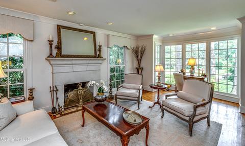 3909 Cambridge St, Jackson, MS 39216 photo 8