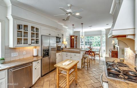 3909 Cambridge St, Jackson, MS 39216 photo 24